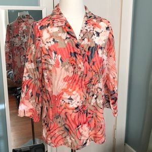 Sag Harbor Button Up Blouse. Size Small